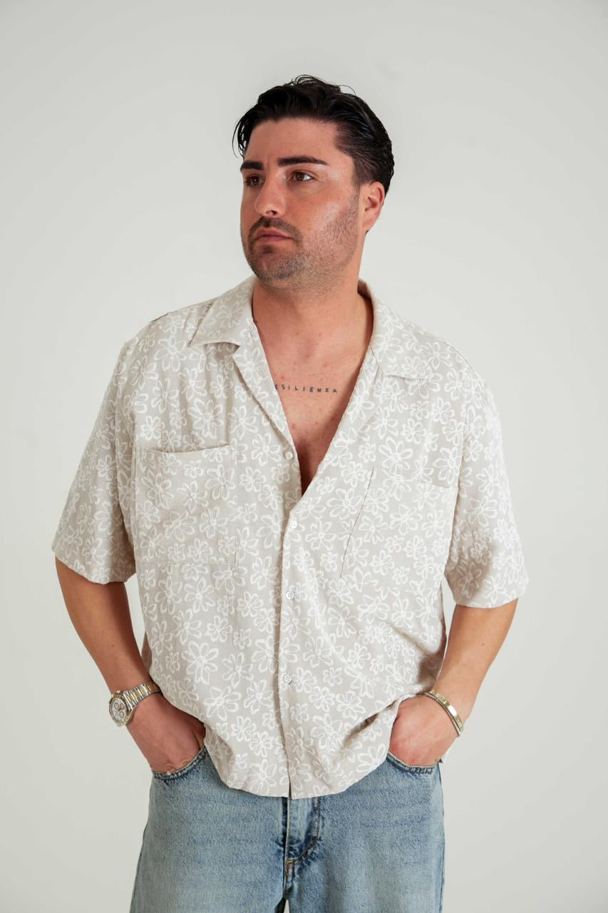 Camicia ricamata, mezza manica over